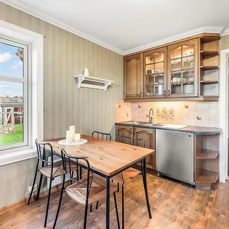 Cozy In With Kitchen Holiday home *