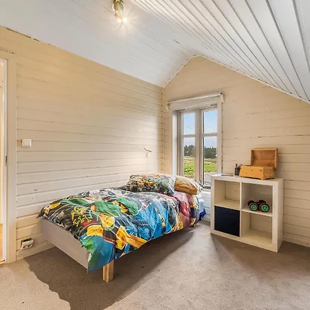 Cozy In With Kitchen Vanse