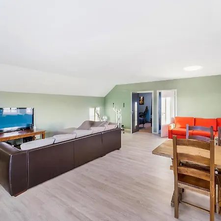 Cozy In With Kitchen Nyaraló Vanse