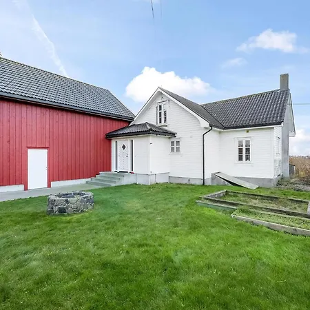 Cozy In With Kitchen *